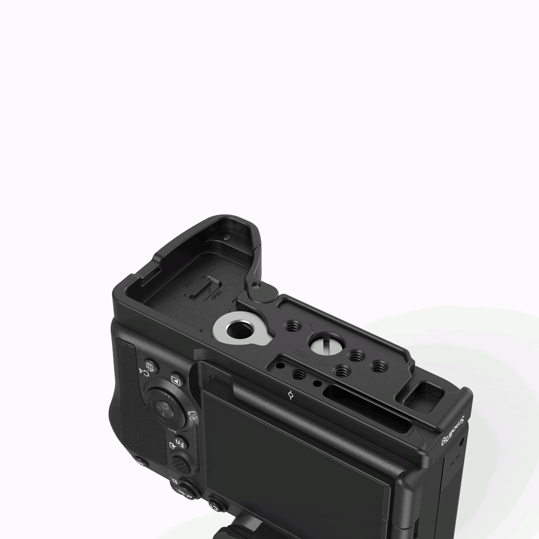 SmallRig Baseplate for Sony Alpha 7R V / Alpha 7 IV 3666B