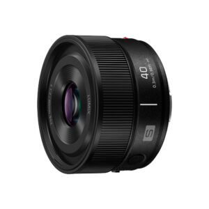 The PANASONIC LUMIX L 40 mm f/2 S lens: a new dimension for your photos.