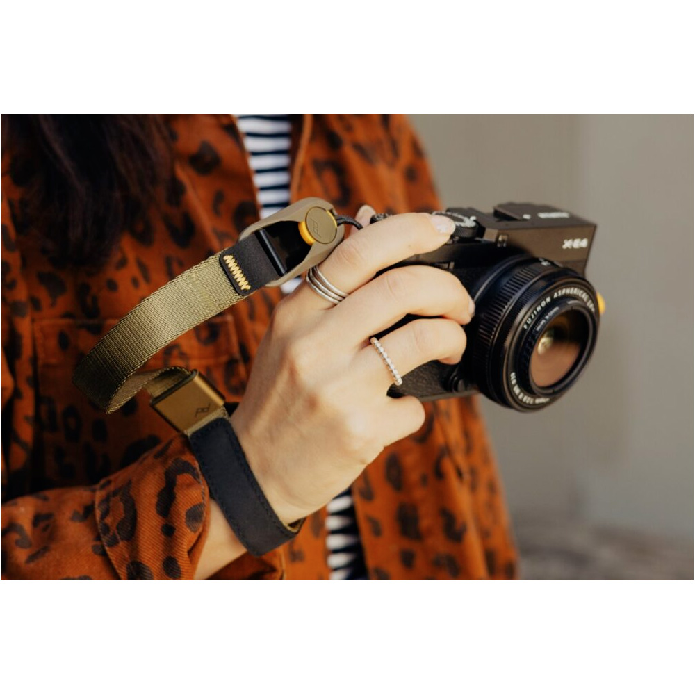 PEAK DESIGN DRAGONNE CUFF KELP 1 PEAK DESIGN DRAGONNE CUFF KELP - Image 1